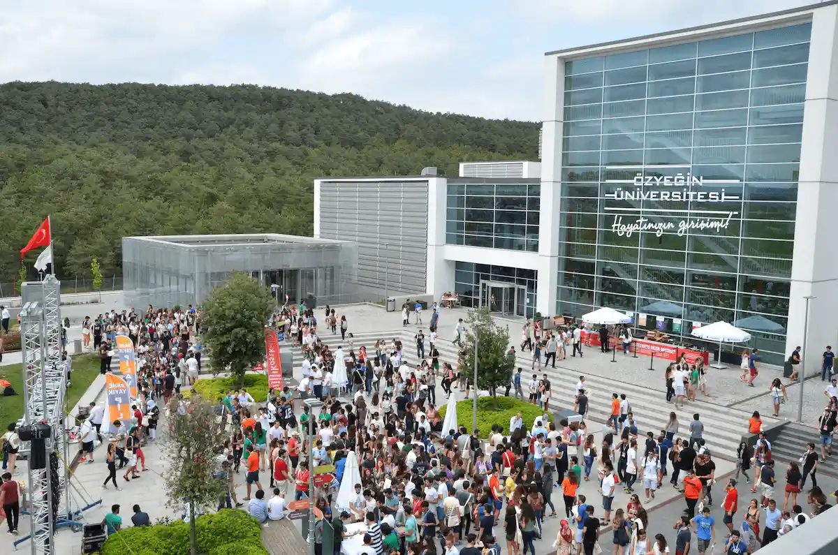 ozyegin university international relations campus